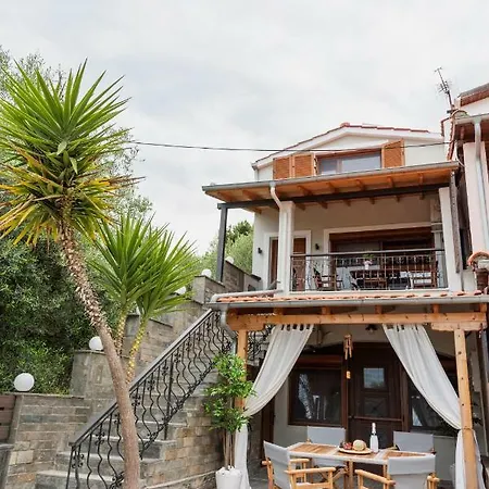 Cavas Luxury Apartmán *