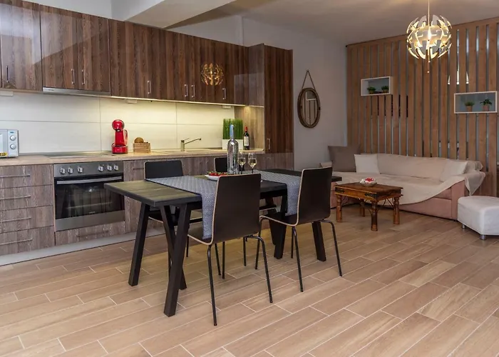 Cavas Luxury Apartamento Nea Iraklitsa